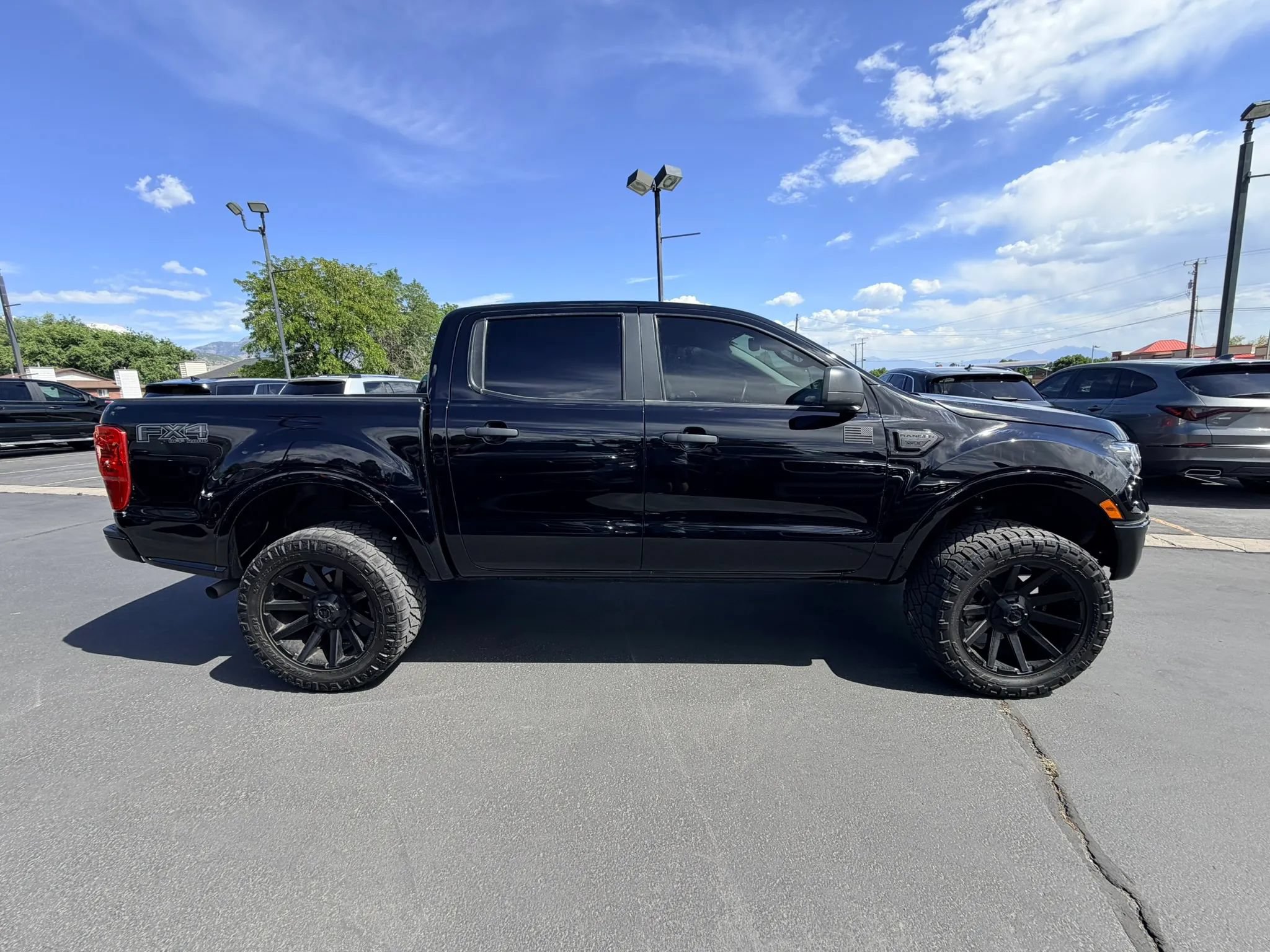 Used 2023 Ford Ranger XLT w/ Equipment Group 302A High AWD/4WD image 3
