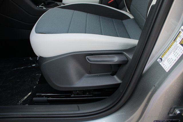 New 2025 Volkswagen Taos S image 17