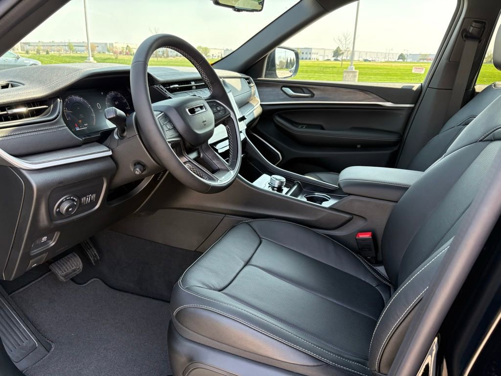 New 2026 Jeep Grand Cherokee Limited Reserve image 7