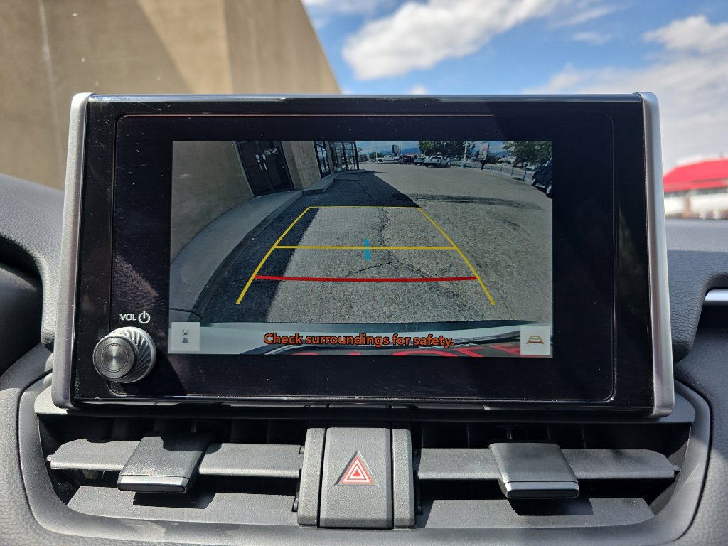 Used 2023 Toyota RAV4 LE image 16