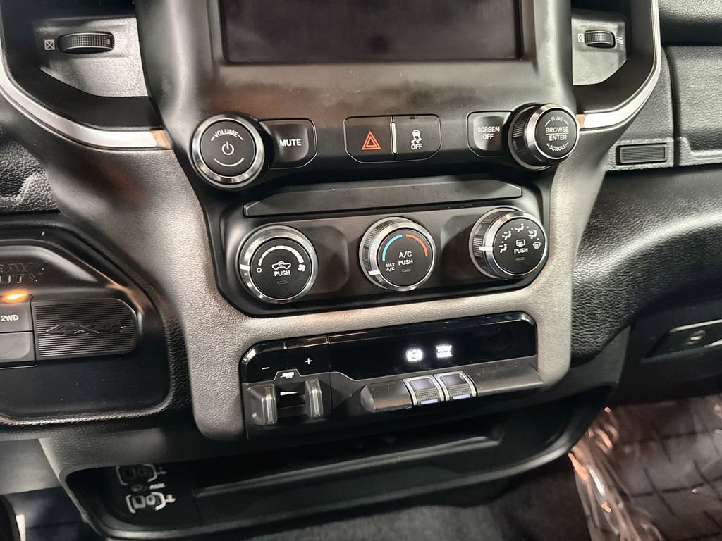 Used 2024 RAM 2500 Big Horn image 21