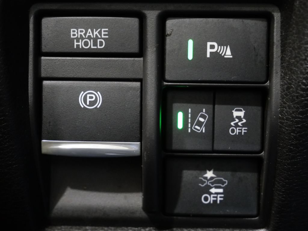 Used 2020 Acura MDX w/ Technology Package AWD/4WD image 15