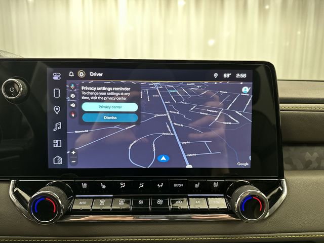 Used 2025 Chevrolet Colorado ZR2 w/ Technology Package image 24