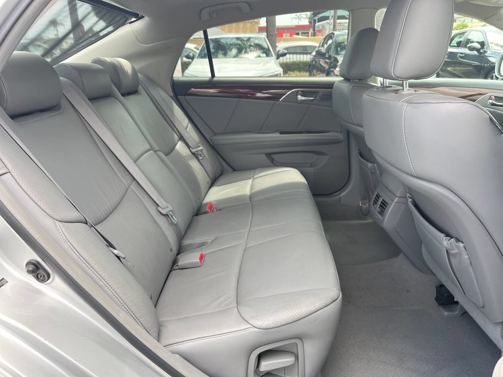 Used 2009 Toyota Avalon Limited FWD image 40