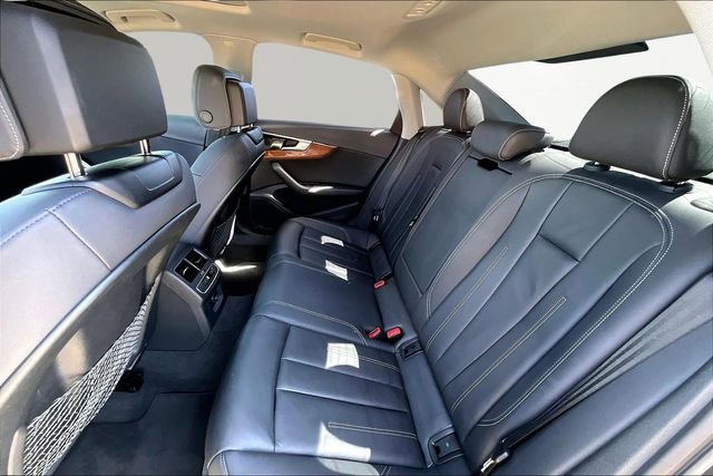 Used 2023 Audi A4 2.0T Premium w/ Convenience Package image 28