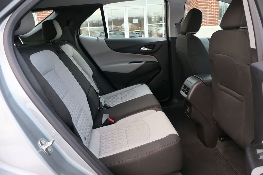 Used 2024 Chevrolet Equinox LS image 38