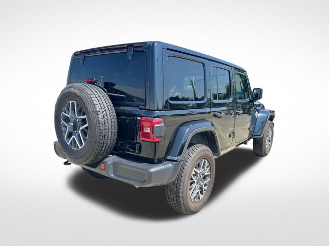 Used 2025 Jeep Wrangler Unlimited Sahara AWD/4WD image 10