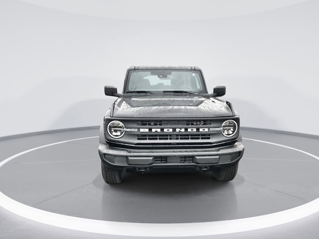 New 2025 Ford Bronco 4-Door image 3
