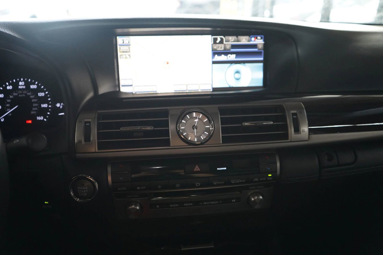 Used 2014 Lexus LS 460 RWD image 10