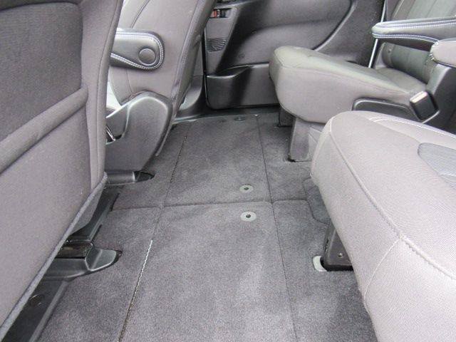 Used 2023 Chrysler Pacifica Touring FWD image 27