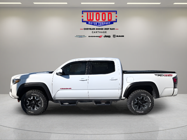 Used 2020 Toyota Tacoma TRD Off-Road w/ TRD Premium Off Road Package AWD/4WD image 6