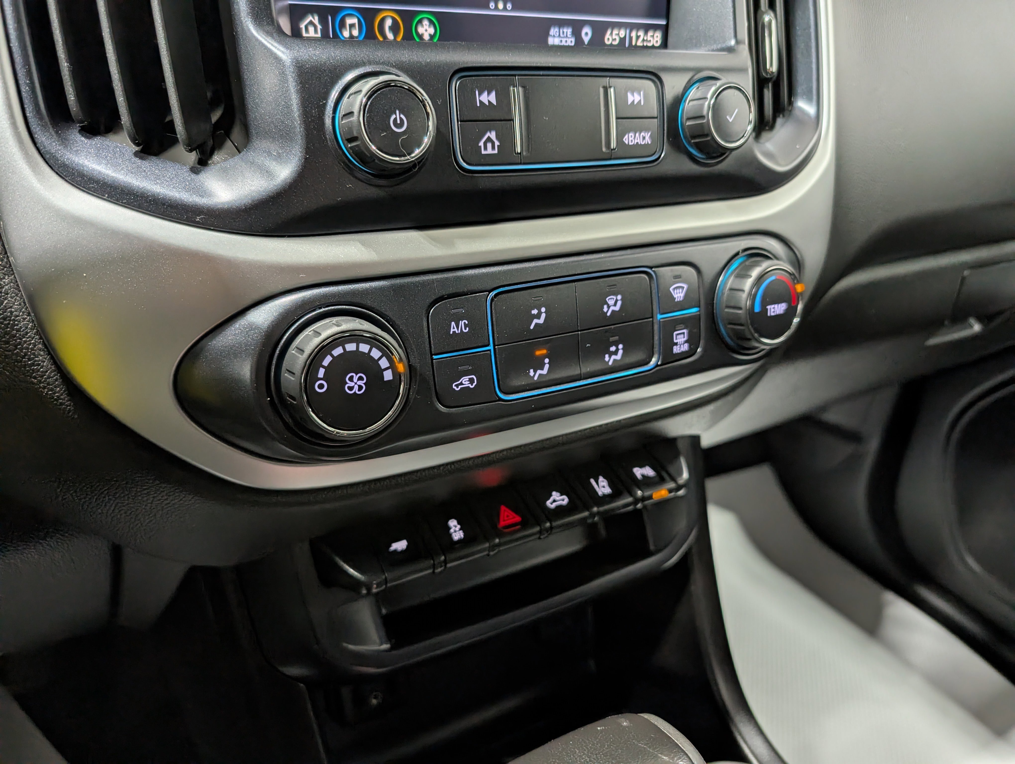 Used 2019 Chevrolet Colorado LT w/ Safety Package image 26