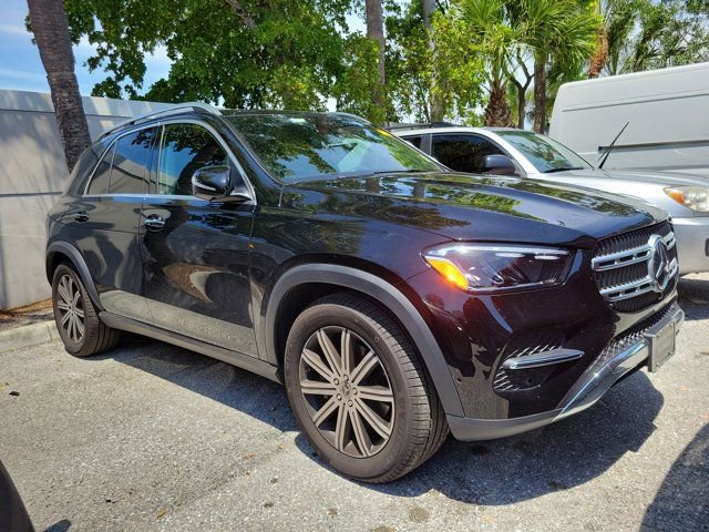 Used 2025 Mercedes-Benz GLE 350 4MATIC image 11