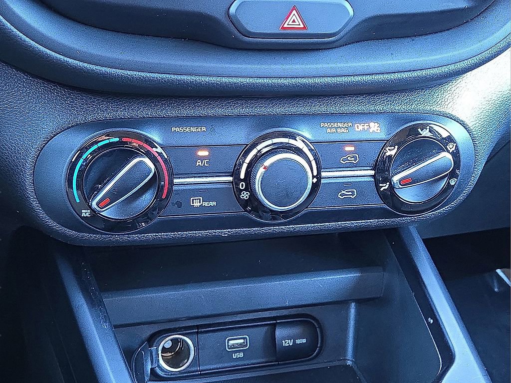 Used 2024 Kia Soul LX w/ Option Group 015 image 28