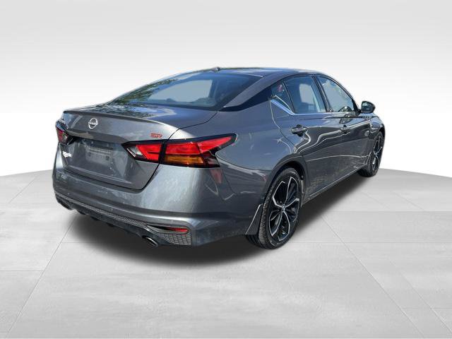 Used 2025 Nissan Altima 2.5 SR w/ SR Premium Package FWD image 7