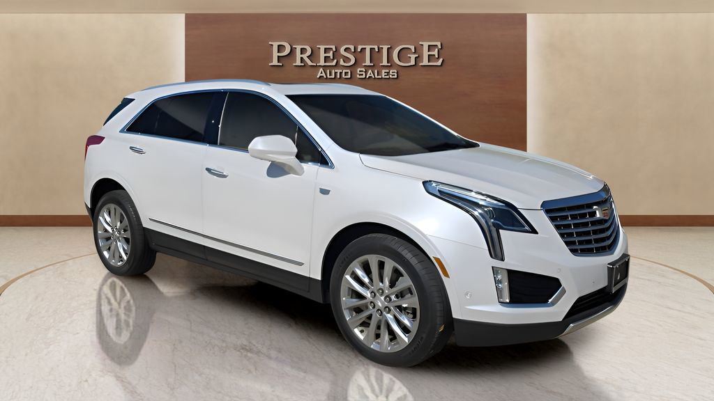 Used 2017 Cadillac XT5 Platinum w/ Driver Assist Package image 11