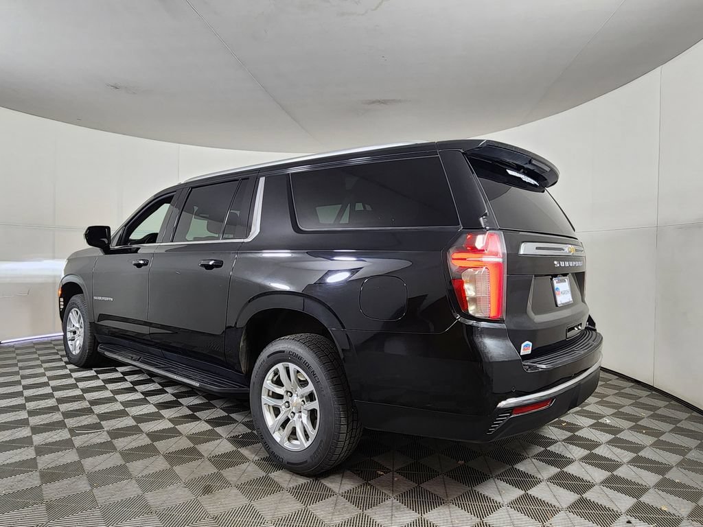 Used 2024 Chevrolet Suburban LT AWD/4WD image 5