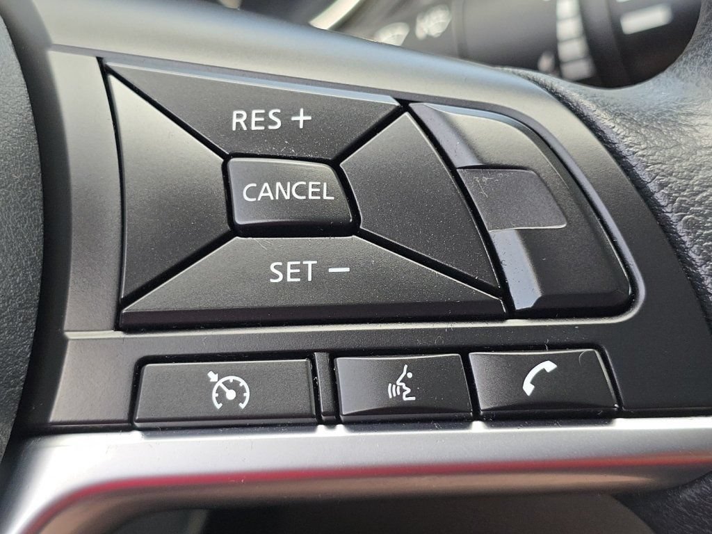 Used 2019 Nissan Rogue Sport SV AWD/4WD image 8