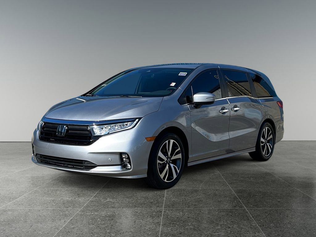 Used 2023 Honda Odyssey Touring image 3