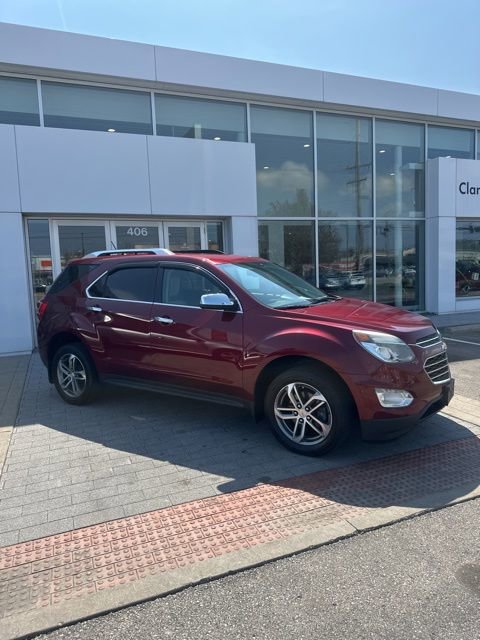 Used 2017 Chevrolet Equinox Premier w/ Enhanced Convenience Package image 3
