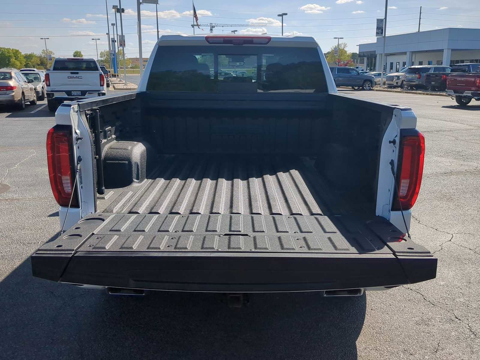 Used 2025 GMC Sierra 1500 Denali w/ Denali Reserve Package AWD/4WD image 26