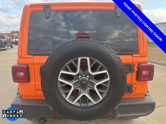 Used 2025 Jeep Wrangler Sahara image 5