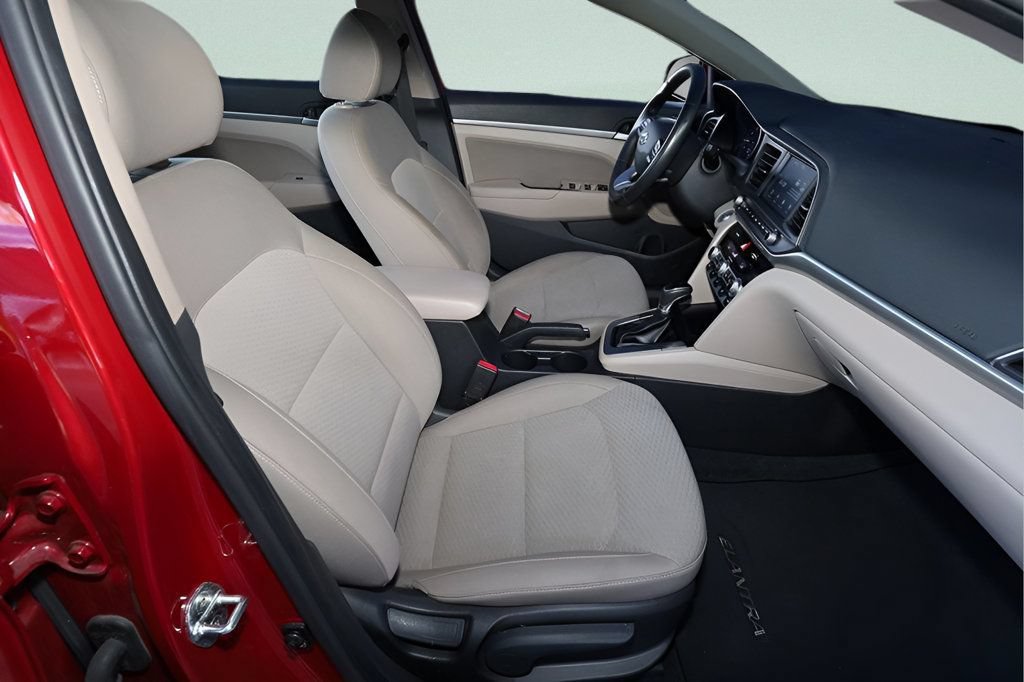 Used 2019 Hyundai Elantra Value Edition FWD image 12