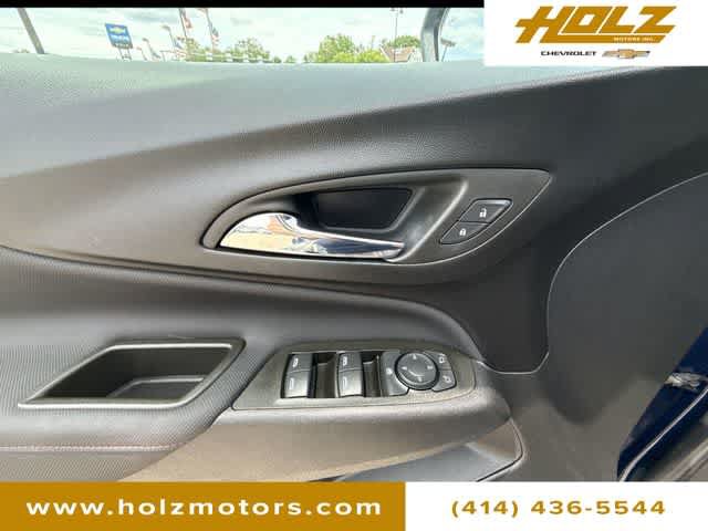 Certified 2023 Chevrolet Equinox RS w/ RS Leather Package AWD/4WD image 22