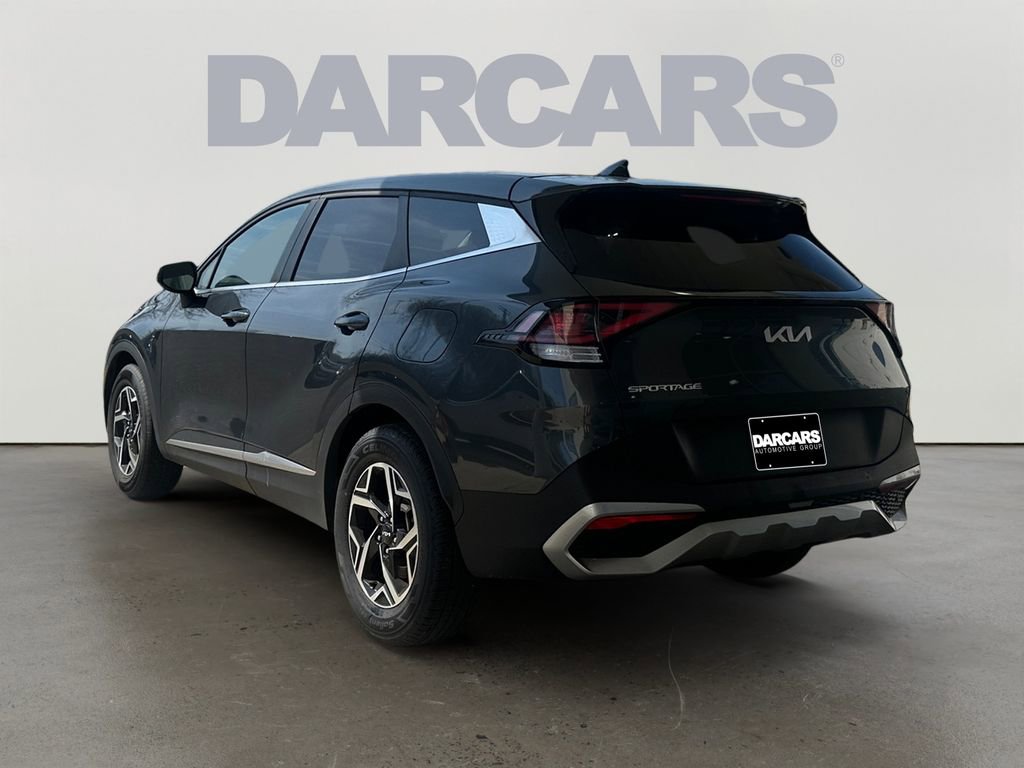 Used 2024 Kia Sportage LX image 5