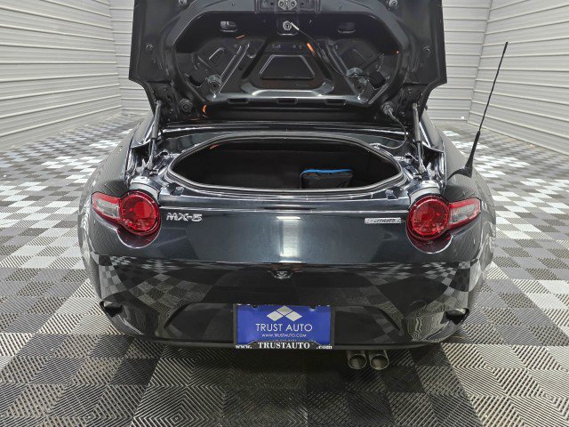 Used 2020 MAZDA MX-5 Miata RF Grand Touring RWD image 31