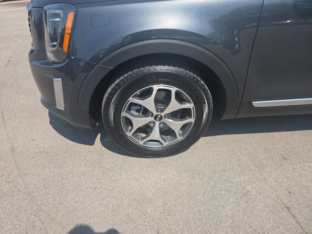 Certified 2021 Kia Telluride EX w/ Towing Package AWD/4WD image 11