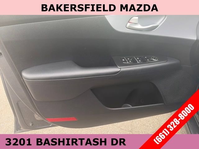 Used 2024 Kia Forte LXS image 10