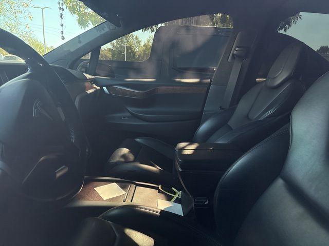 Used 2019 Tesla Model X 75D image 6