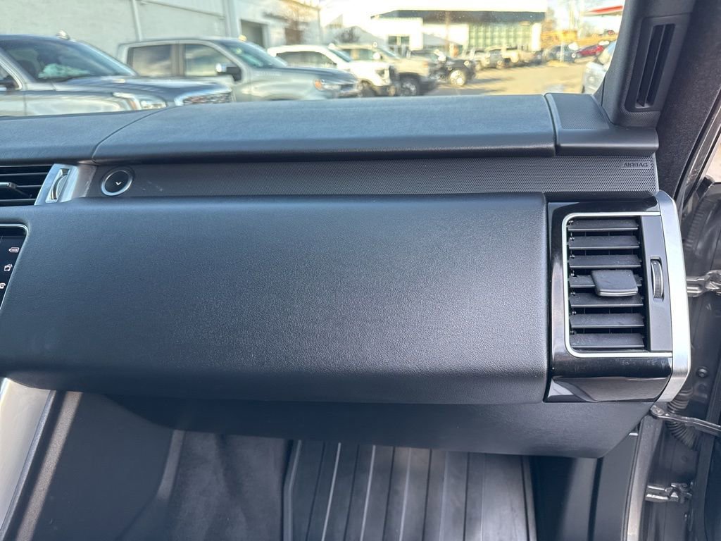Used 2016 Land Rover Range Rover Sport HSE image 24
