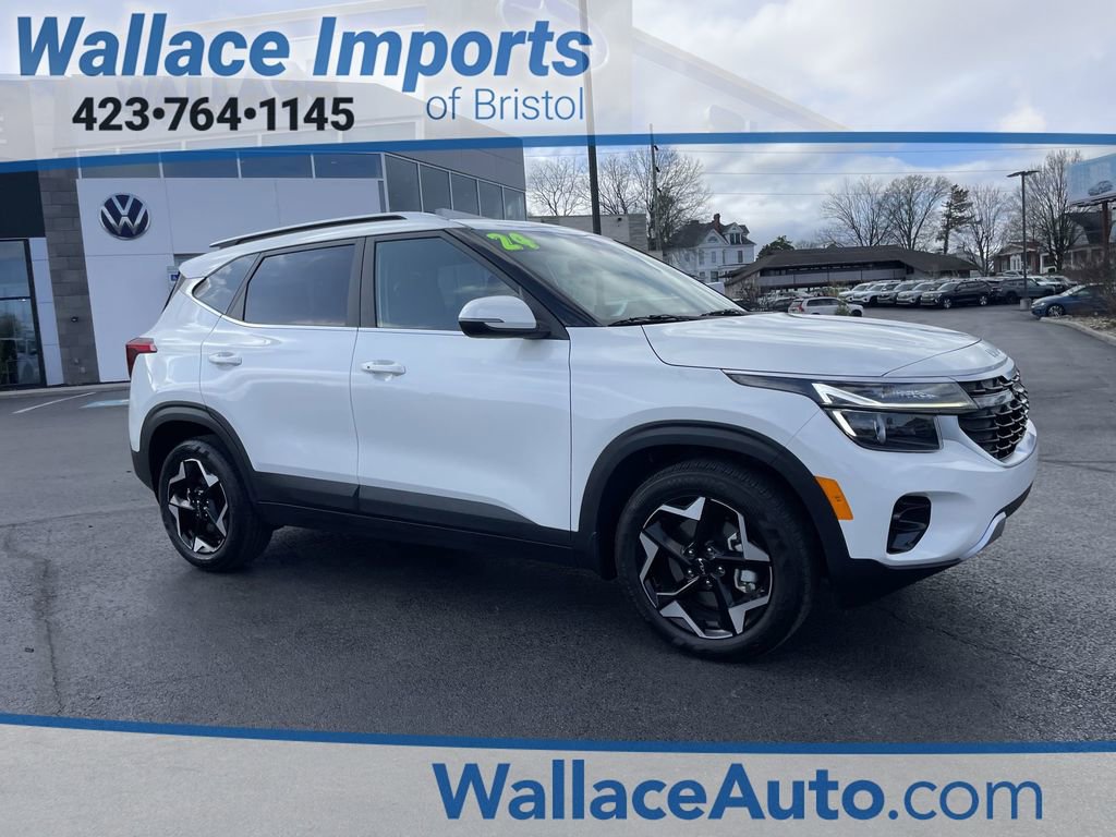 Certified 2024 Kia Seltos EX image 1