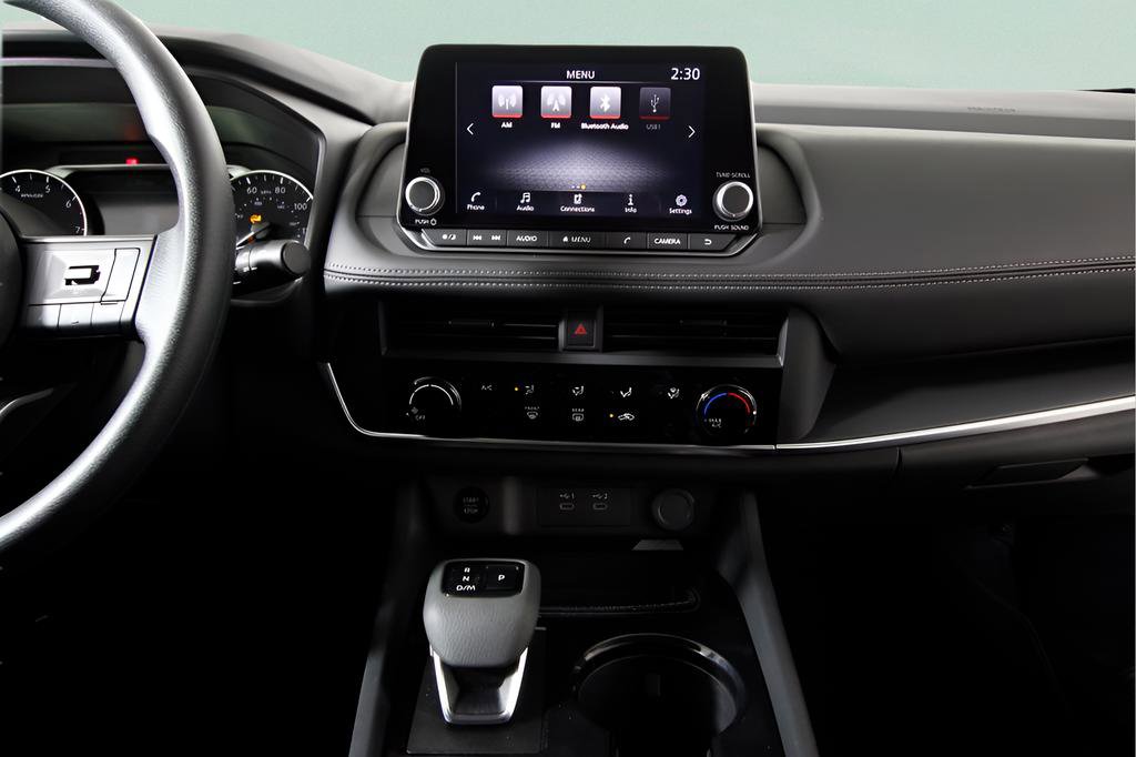 Used 2024 Nissan Rogue S image 28