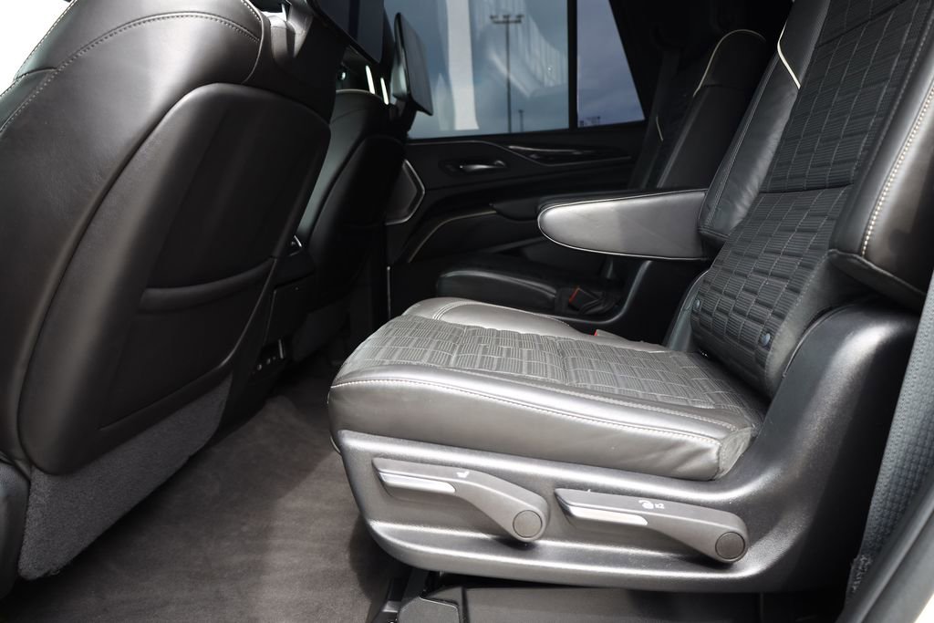 Used 2023 Cadillac Escalade V AWD/4WD image 17
