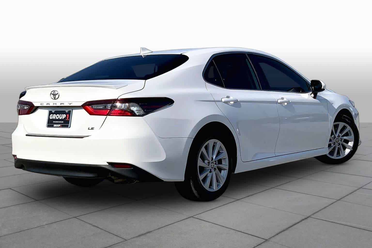 Used 2023 Toyota Camry LE FWD image 13