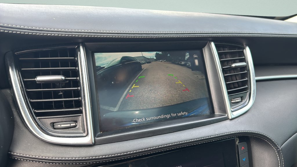 Used 2022 INFINITI QX50 Luxe FWD image 14
