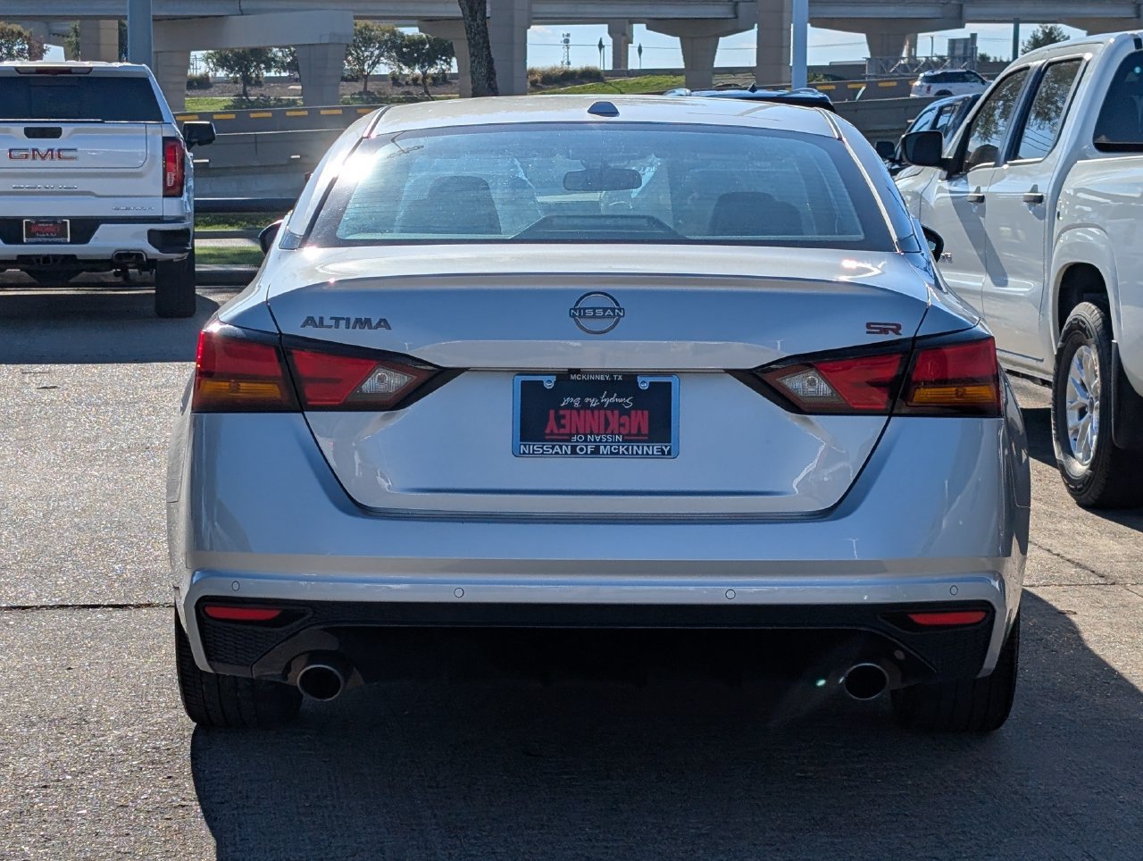Used 2025 Nissan Altima 2.5 SR FWD image 5