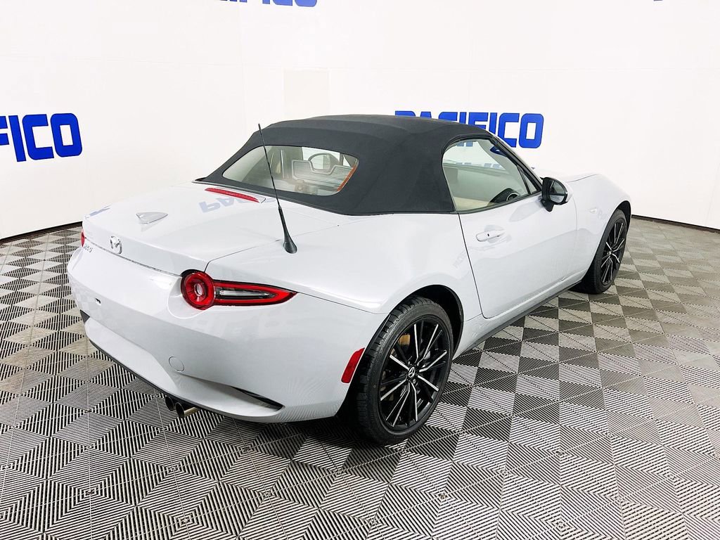 Certified 2024 MAZDA MX-5 Miata Grand Touring w/ Weather Package RWD image 10