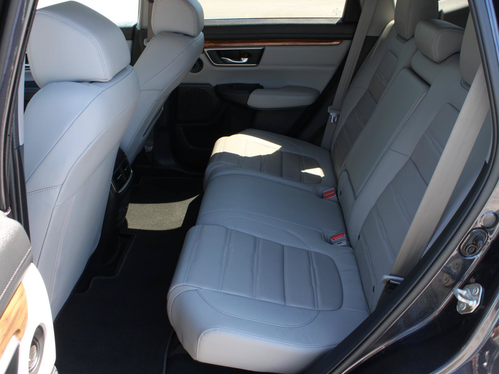 Used 2019 Honda CR-V Touring image 18