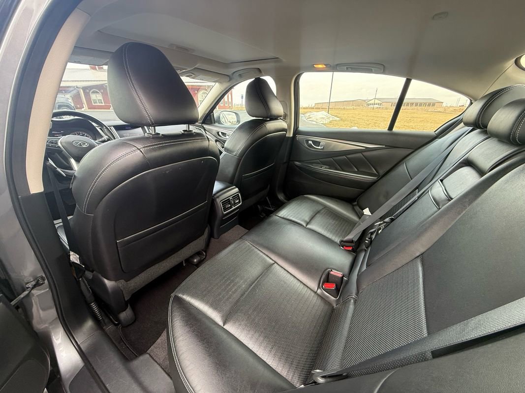 Used 2018 INFINITI Q50 Sport image 18