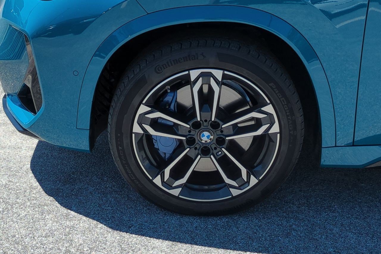Used 2025 BMW X1 M35i AWD/4WD image 11