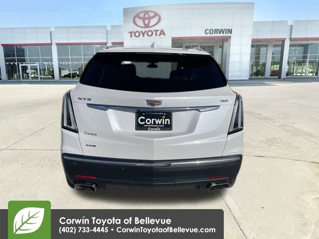 Used 2018 Cadillac XT5 Luxury w/ Driver Awareness Package image 4