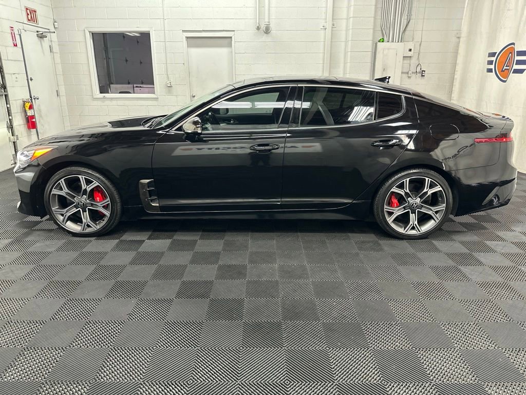 Used 2020 Kia Stinger GT1 AWD/4WD image 6