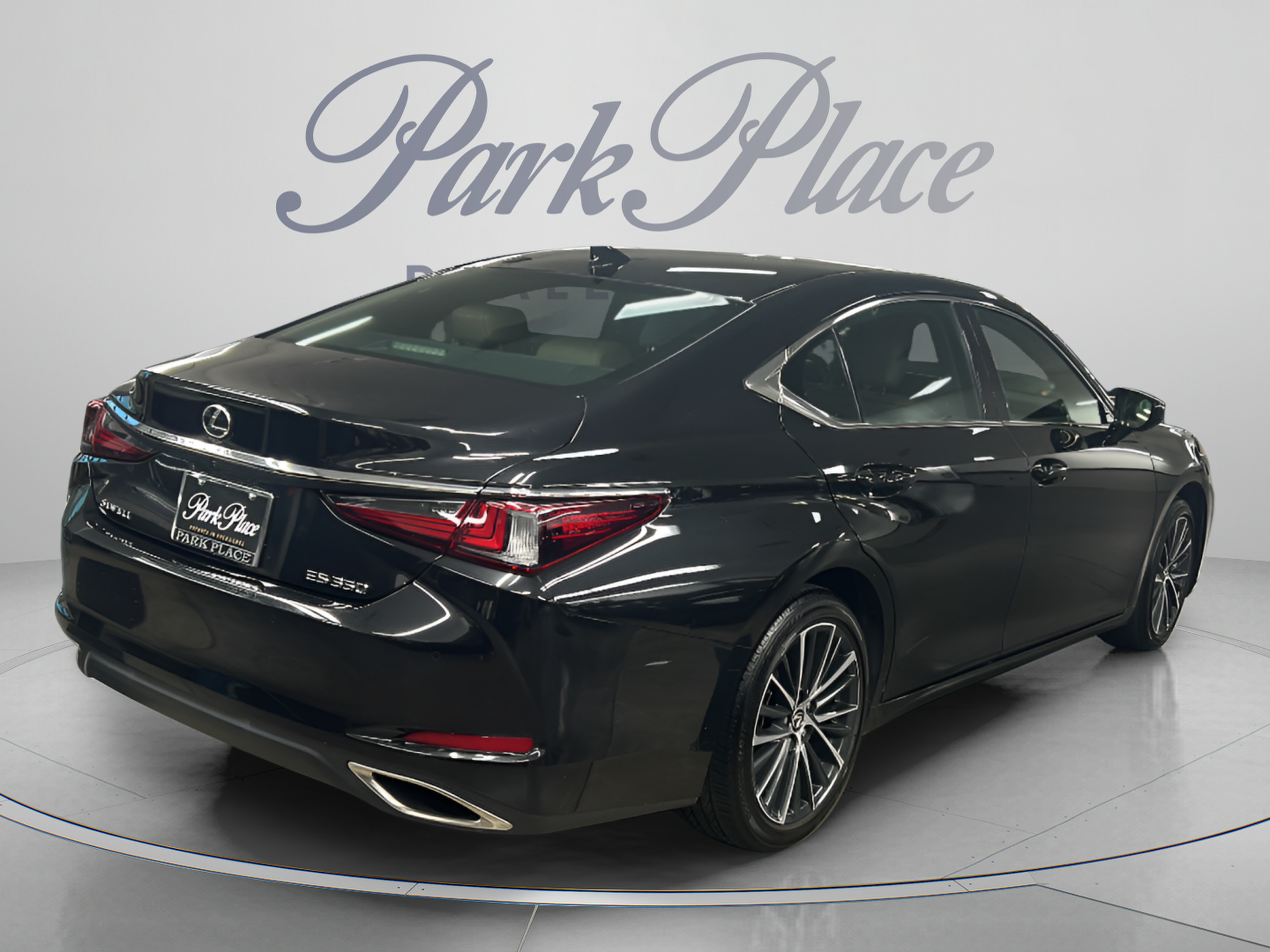 Used 2023 Lexus ES 350 w/ Premium Package FWD image 5