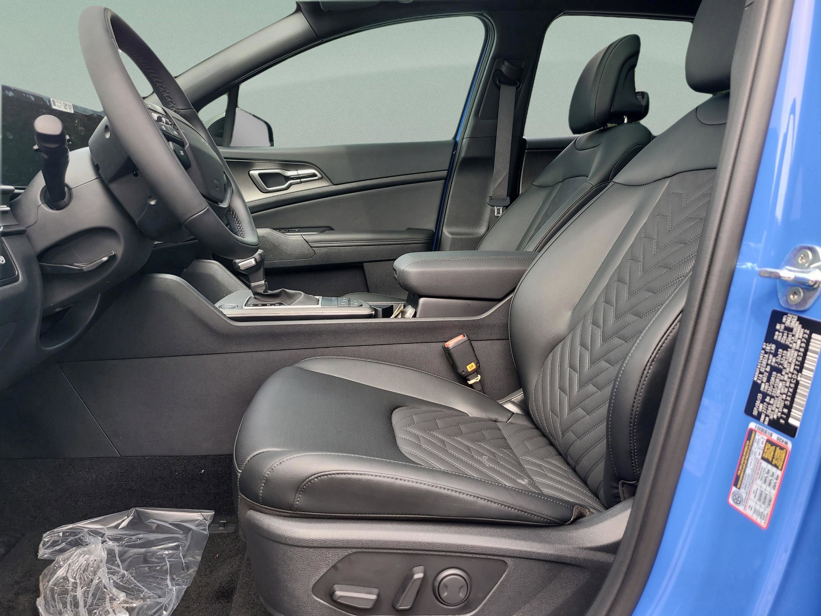 New 2026 Kia Sportage X-Line w/ X-Line Technology Package image 31