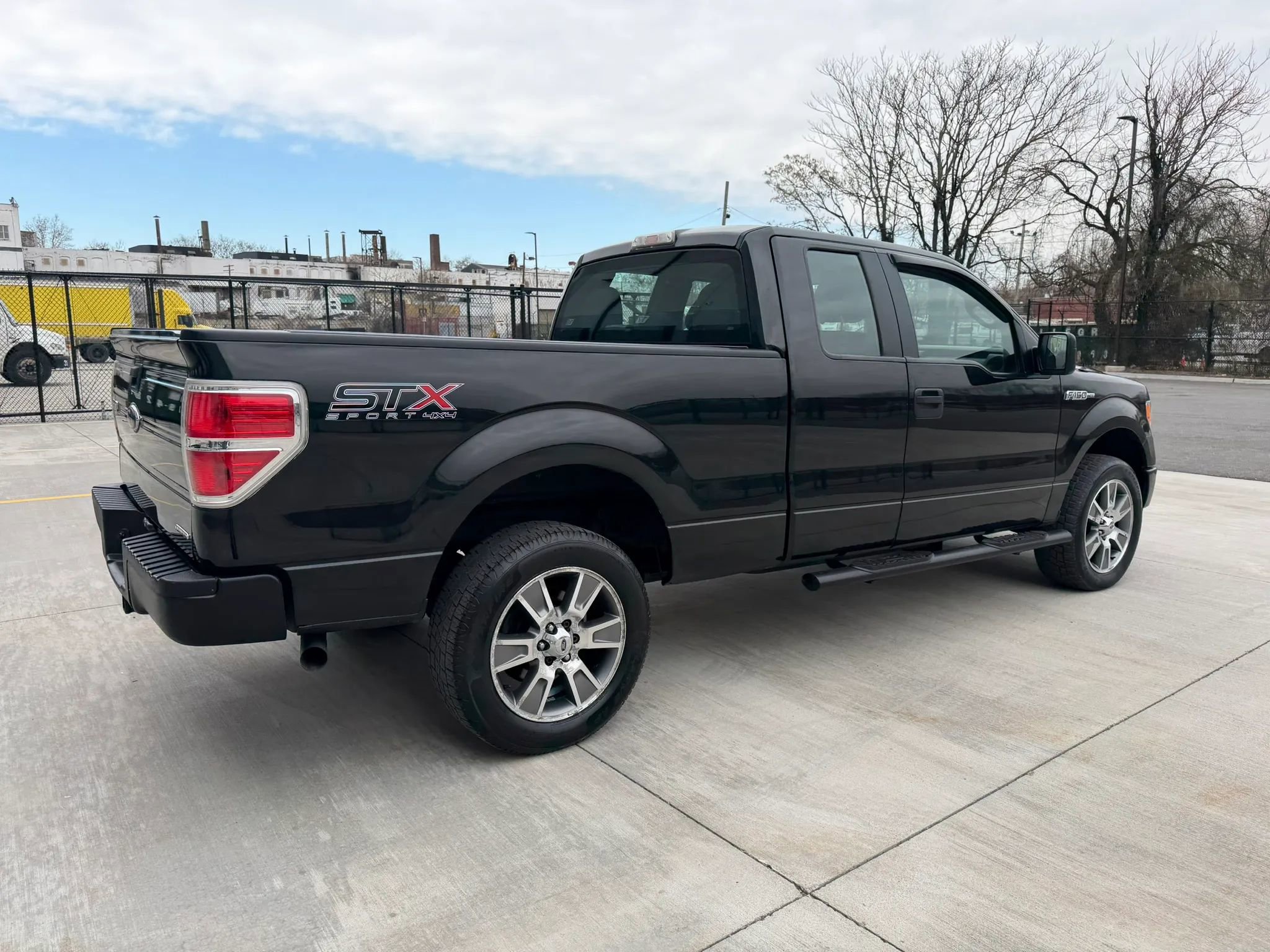 Used 2014 Ford F150 STX w/ Equipment Group 201A Mid image 11