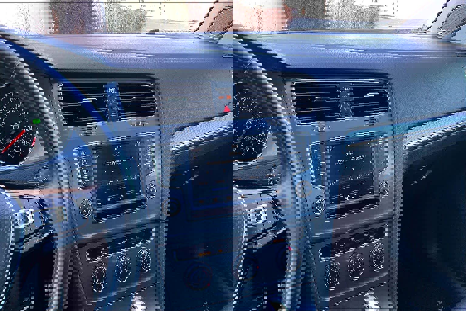 Used 2017 Volkswagen Golf Alltrack SE image 7